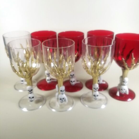 Halloween Goblet Plastic Skull Claw Glasses Halloween Party Red Gold Lot of 8 - Picture 12 of 13